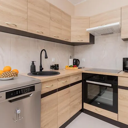 Beaufort Estate By Renters Гдыня