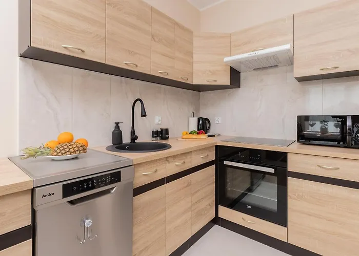 Beaufort Estate By Renters Gdynia